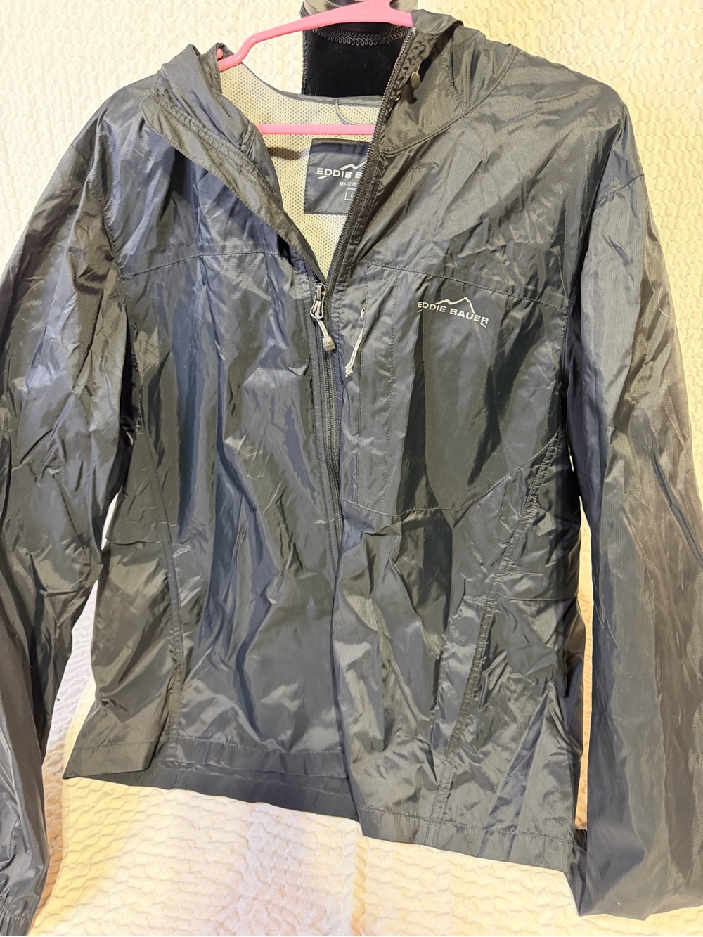 Eddie Bauer Men's Lightweight Hooded Windbreaker - Gray